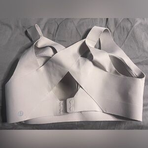 Lululemon Enlite Sports Bra - 36DD, nude, crossed back.